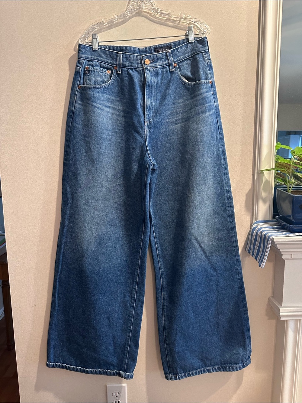 Deven Selvage Trouser
High-Rise Ultra Wide Leg